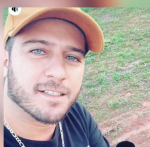Filho de ex-prefeito morre após capotar veículo em Maringá