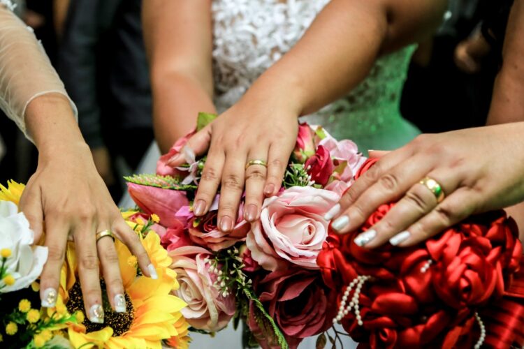 OAB Maringá arrecada roupas para noivos que vão participar do casamento comunitário