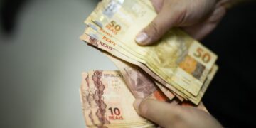 Auxílio Brasil