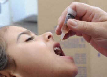 Campanha de vacinação contra a poliomielite segue até 9 de setembro em 33 UBSs de Maringá