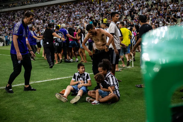 Arena Castelão, em Fortaleza, foi um dos estádio que viveu momentos tensos no domingo. Crédito: Thiago Gadelha/SVM
