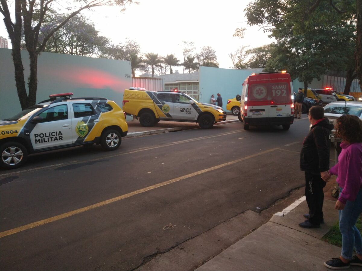 Três pessoas são baleadas durante velório em Maringá, um morreu no local