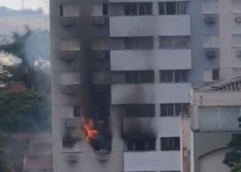 Vídeo – criança fica ferida após apartamento pegar fogo em Maringá