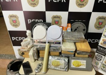 Polícia prende quatro pessoas e apreende mais de 30 quilos de crack e cocaína