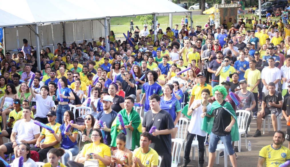 Arena Maringá Fest tem espaço gastronômico e telão para o jogo do Brasil nesta sexta, 9