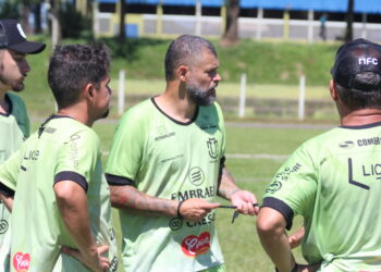 Sob comando de Edinho, comissão técnica prepara o Tricolorzinho para a inédita participação da equipe na tradicional competição da federação Paulista. Crédito: Rodrigo Araújo/Maringá FC