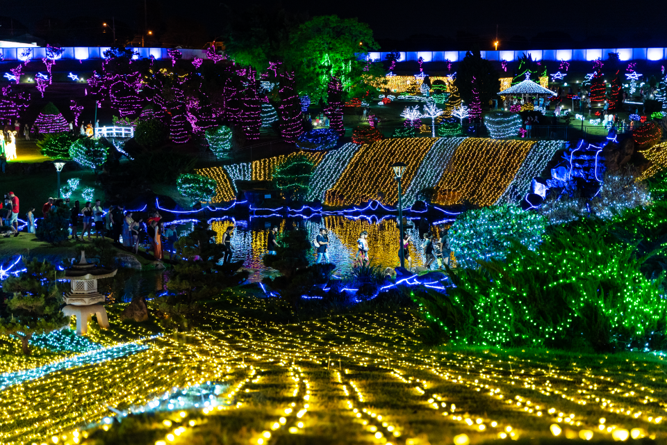 170 mil pessoas visitaram a decoração natalina do Parque do Japão, diz  prefeitura