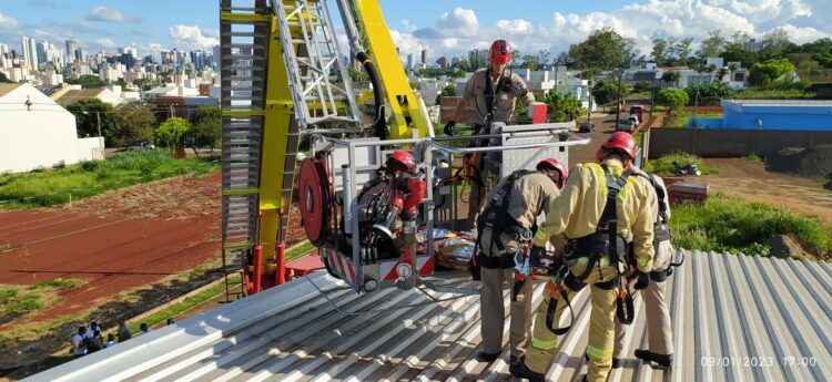 Instalador de placas solares morre vítima de acidente de trabalho em Maringá