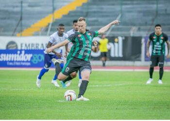 Maringá FC derrota o Foz do Iguaçu