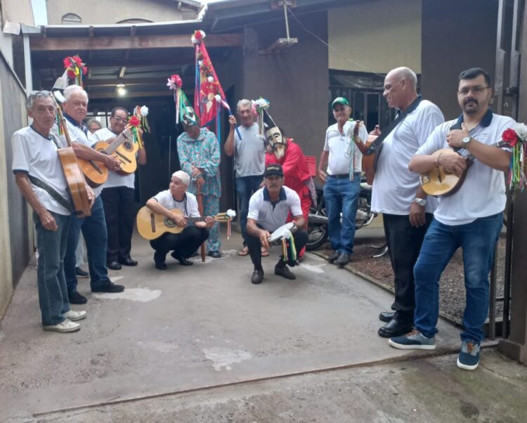 Folia de Reis