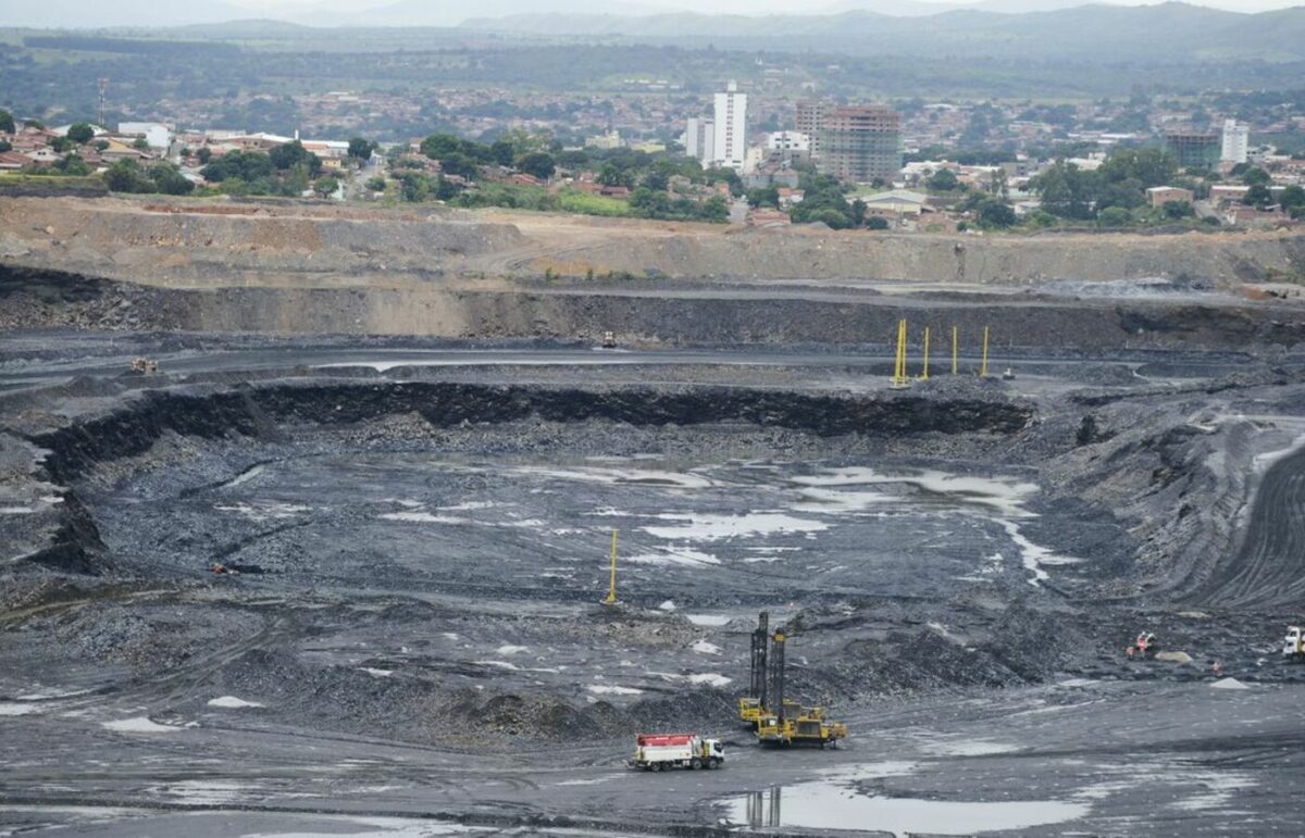 Agência de mineração aprova regras de combate à lavagem de dinheiro de metais