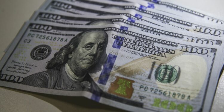 BC: contas externas têm saldo negativo de US$ 8,8 bilhões em janeiro