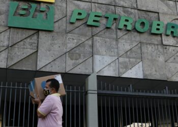 Presidente da Petrobras indica novos membros para diretoria executiva