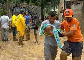 SP: Chuva no litoral norte deixa 36 mortos; ao menos 40 pessoas estão desaparecidas