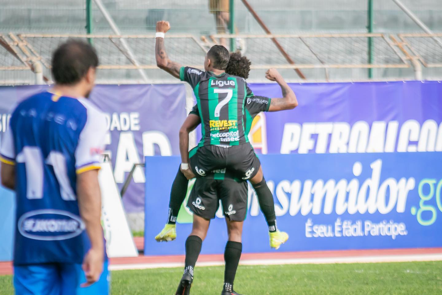 Maringá FC era o favorito e deixou isto claro, marcando logo aos 3 minutos de jogo Foto: Fernando Teramatsu