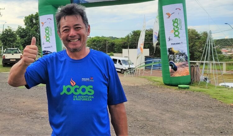 Em Marialva, Saçaki acompanhou etapa do Rally Transparaná (Crédito: Cristiano Martinez/O Maringá)