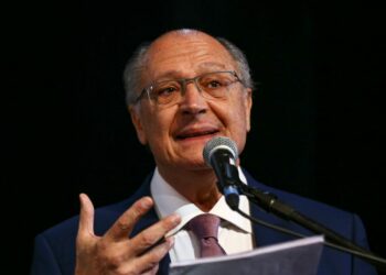 Alckmin afirma que votação da reforma tributária deve acontecer ainda no primeiro semestre de 2023