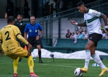 Cascavel elimina o Coritiba