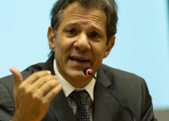 Haddad admite desaceleração, mas descarta risco de recessão