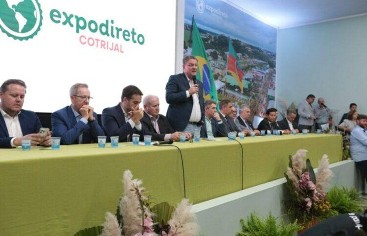 Ministro da Agricultura afirma que Lula não compactua com a invasão de terras produtivas