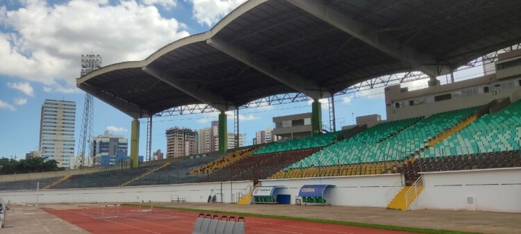 Estádio Regional Willie Davids (Crédito: Cristiano Martinez/O Maringá)
