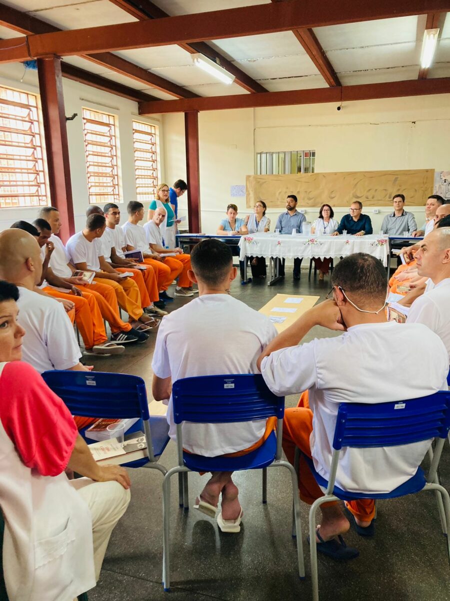 Projeto especial de leitura nos presídios