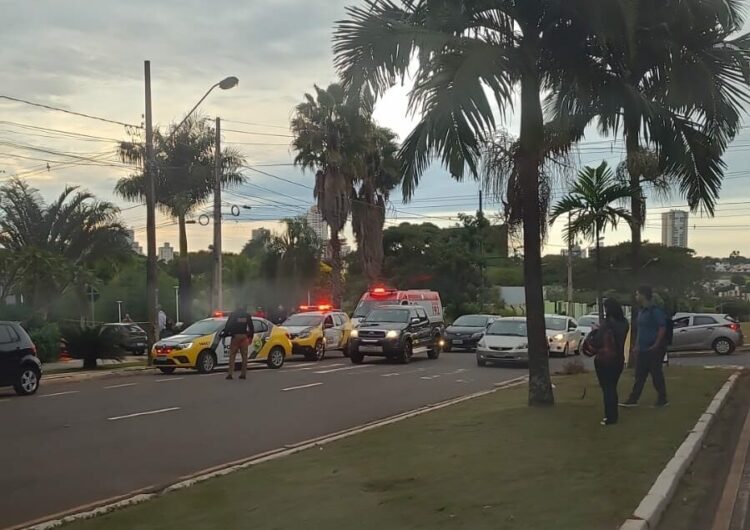 Jovem é morto com tiros de fuzil e pistola na avenida São Paulo em Maringá