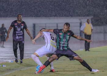 Maringá FC vence a primeira