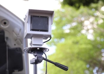 Prefeitura retoma fiscalização com radares fixos de velocidade em Maringá