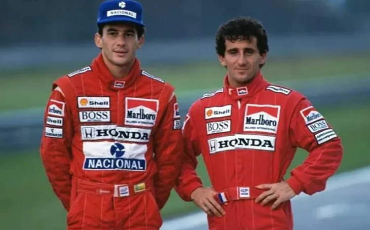 Senna e Prost durante apresentação na McLaren, em 1988. Foto: Divulgação/McLaren