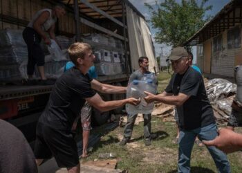 ONU entrega ajuda humanitária a vítimas de rompimento de barragem na Ucrânia