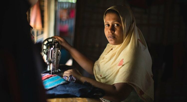Uma em cada 10 viúvas no mundo vive na extrema pobreza, alertam Nações Unidas
