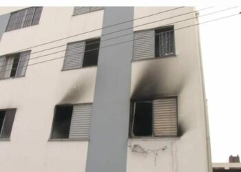 Crianças são encaminhadas a hospitais após incêndio em apartamento