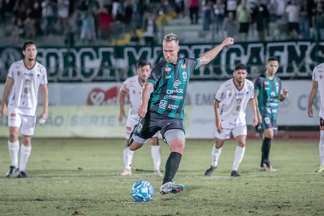 Maringá FC vence o Patrocinense