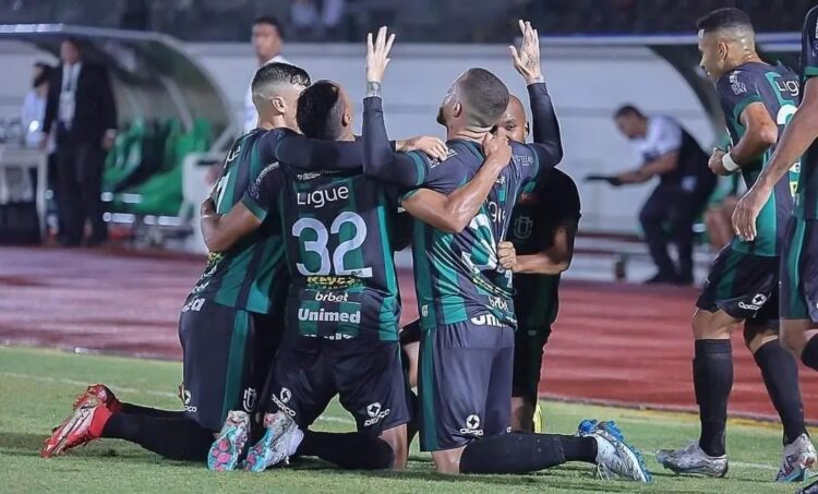 Na partida de ida, no WD, MFC venceu time sul-mato-grossense por 2 a 0 com gols de Pelezinho e Serginho, dois desfalques neste sábado. Assessoria/Maringá FC