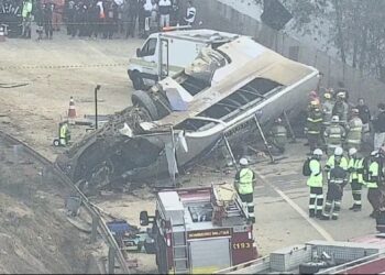 Ônibus de torcedores do Corinthians