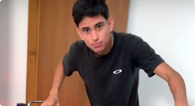 garoto de 17 anos