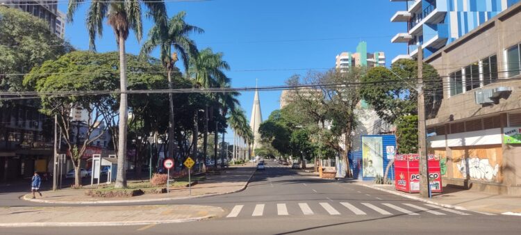 Região central de Maringá, avenida Getúlio Vargas (Crédito: Cristiano Martinez)