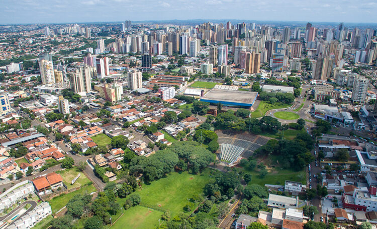 Tomada área do município, na região do Parque Luigi Borghesi (Crédito: Arquivo/Wilson Vieira/Pref. Londrina)