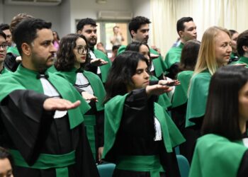 UEM forma 37 profissionais em Medicina