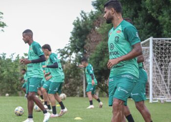 Maringá FC joga a liderança hoje na Ligga Arena