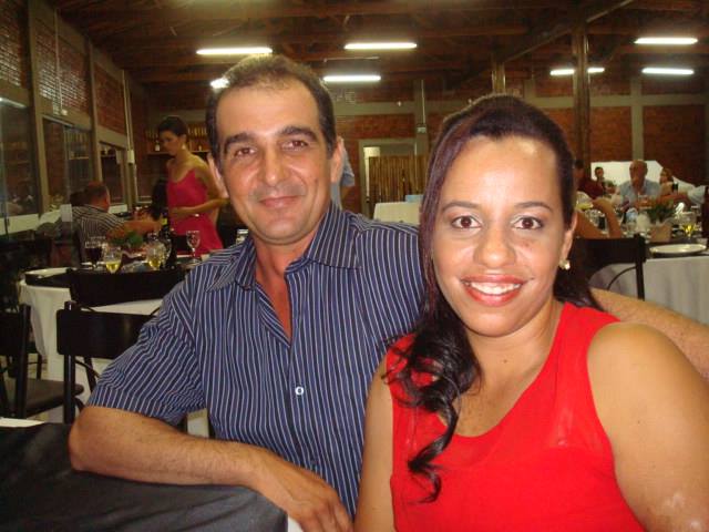 Marcos Robson Tezin e Carmelinda Tezin são do distrito de Sumaré, em Paranavaí Foto: Rede social