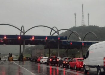 Chuvas intensas levam EcoRioMinas a interditar trecho da BR-116