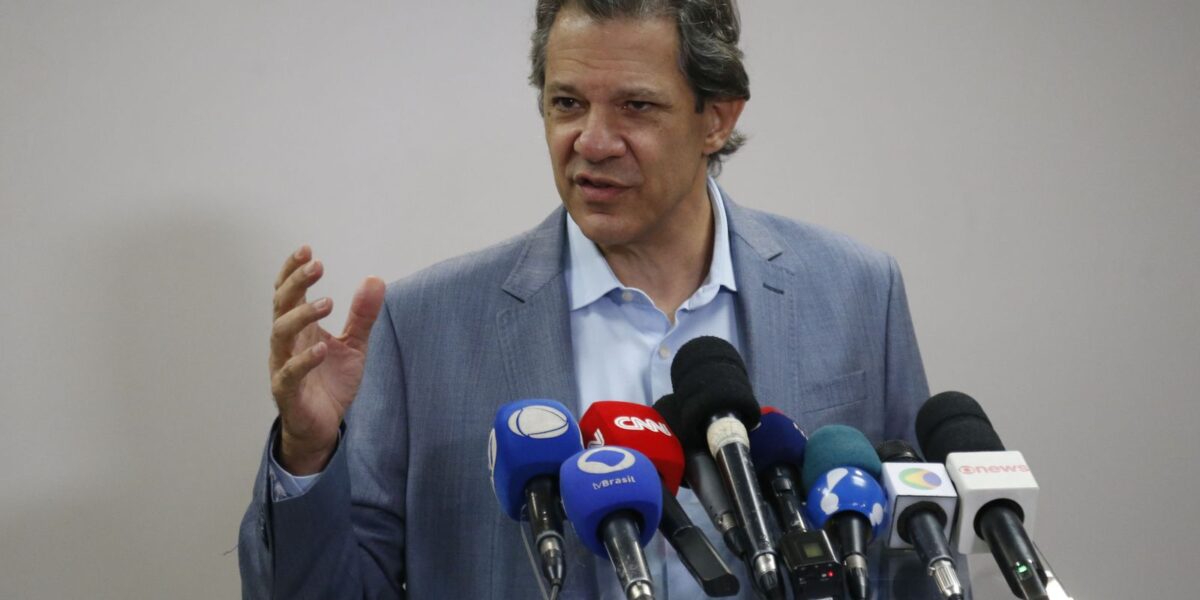 Déficit zero depende do crescimento econômico, diz Haddad