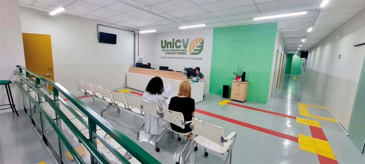 Satendimento gratuito à comunidade