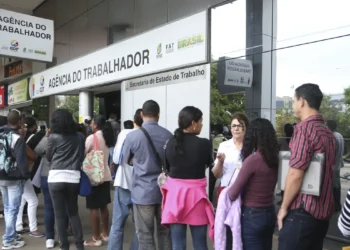 De acordo com o IBGE. o país tem hoje 8,5 milhões de pessoas desocupadas José Cruz/Agência Brasil
