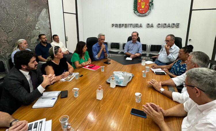 Prefeitura e servidores chegam a acordo