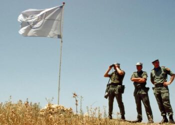 Após explosão no sul do Líbano, ONU pede garantia de segurança para força de paz