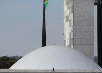 Congresso volta a debater a reoneracão  da folha, com aumento  do INSSFoto: Reprodução Fábio Pozzebom/Agência Brasil