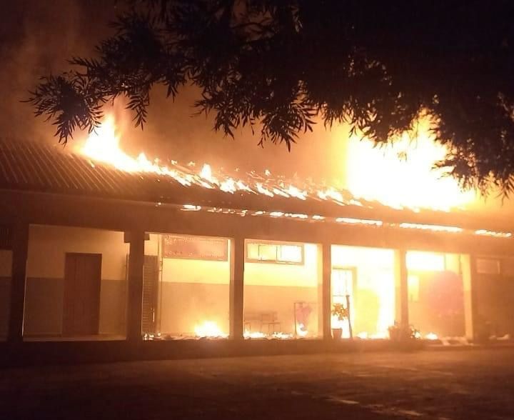 homem que incendiou colégio em Itaúna do Sul é denunciado pelo MP